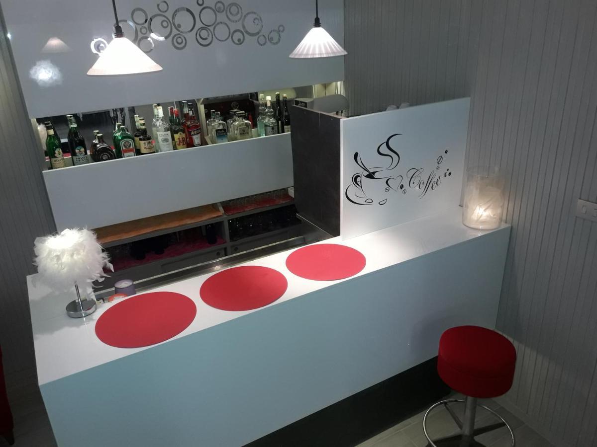 Hotel Condor-New 2024-Con Piscina 里乔内 外观 照片