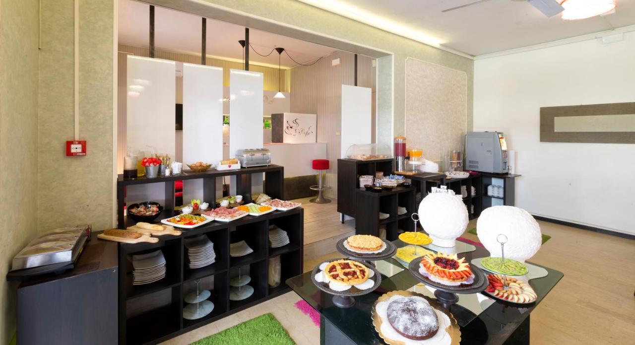 Hotel Condor-New 2024-Con Piscina 里乔内 外观 照片