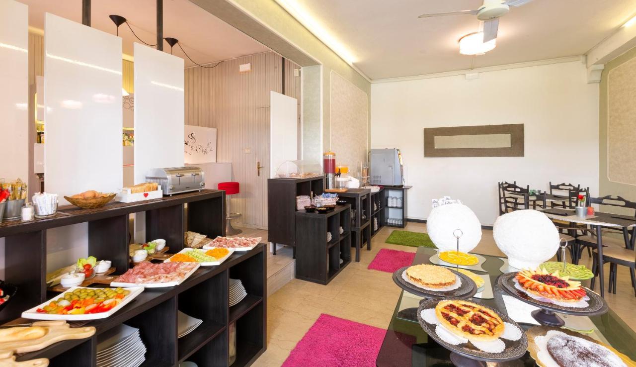 Hotel Condor-New 2024-Con Piscina 里乔内 外观 照片
