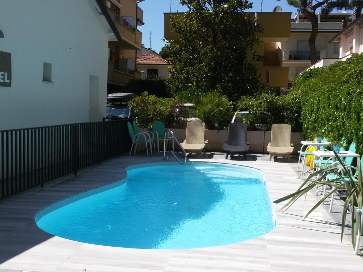 Hotel Condor-New 2024-Con Piscina 里乔内 外观 照片