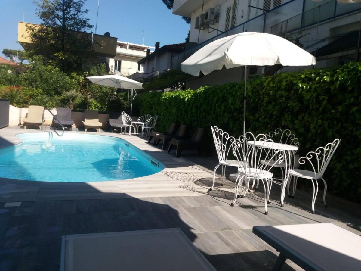 Hotel Condor-New 2024-Con Piscina 里乔内 外观 照片