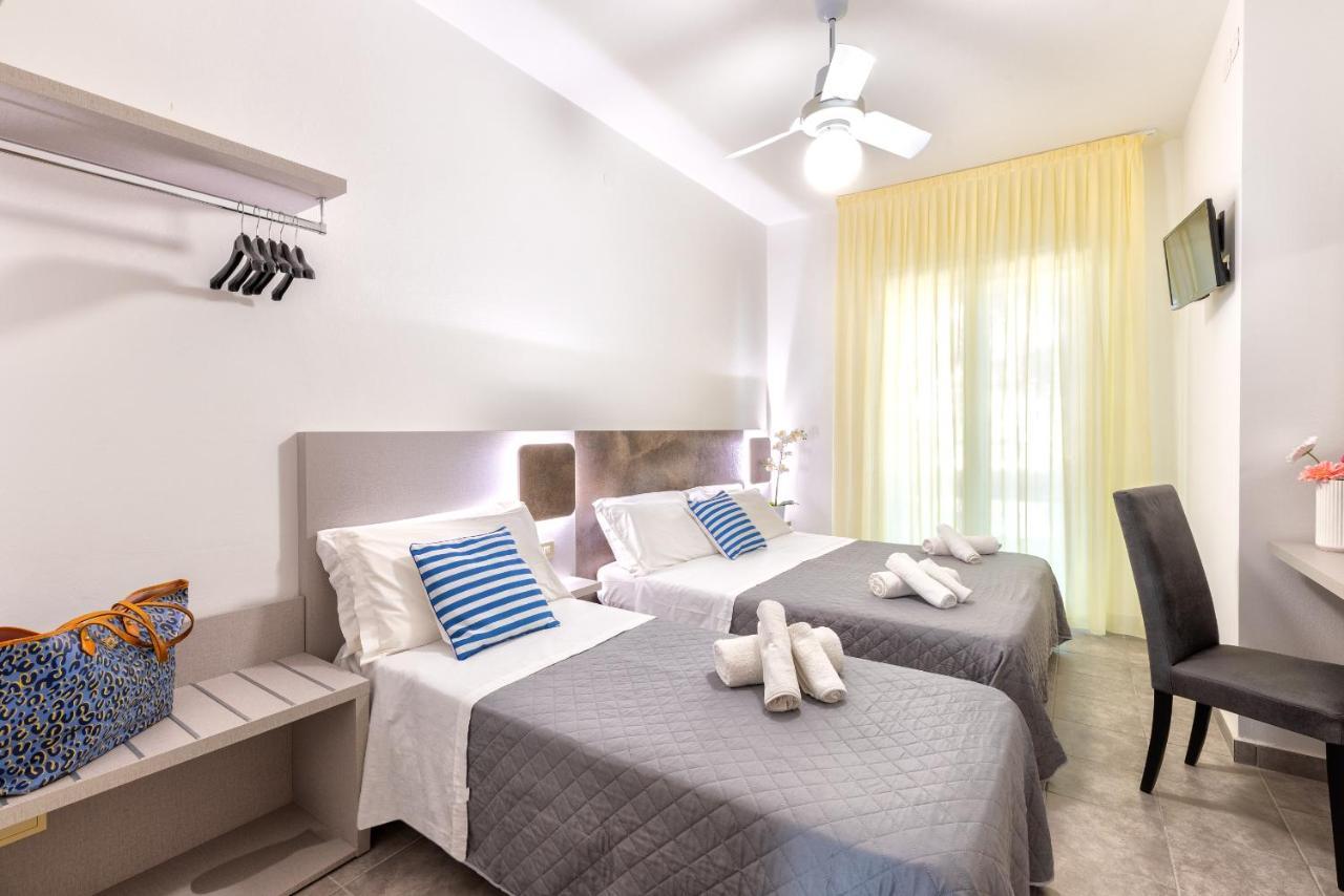 Hotel Condor-New 2024-Con Piscina 里乔内 外观 照片
