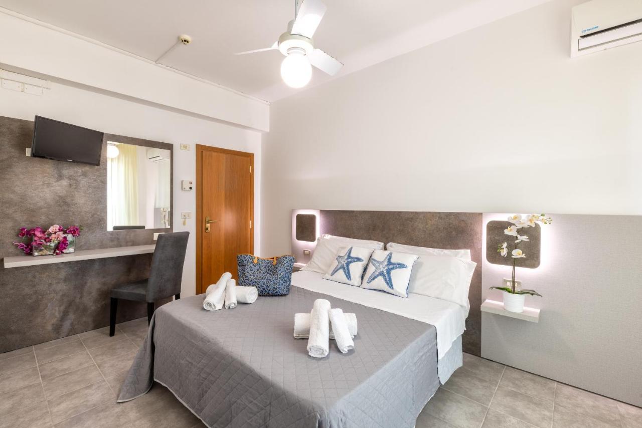 Hotel Condor-New 2024-Con Piscina 里乔内 外观 照片