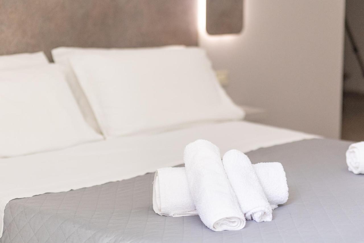 Hotel Condor-New 2024-Con Piscina 里乔内 外观 照片